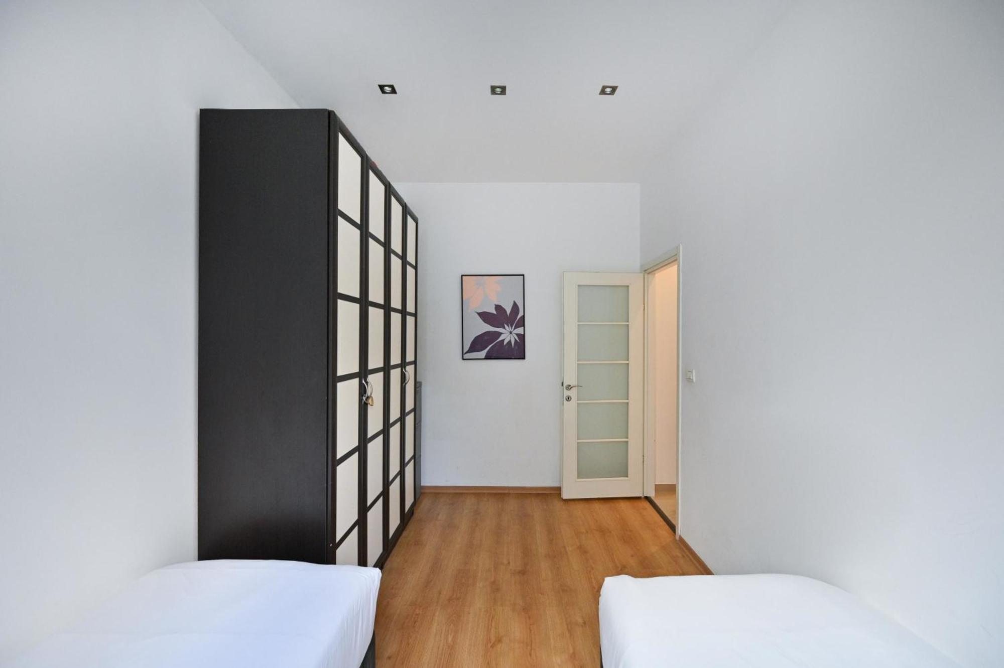 Nice 2Br Near Gordon Beach By Holyguest Tel Aviv Buitenkant foto