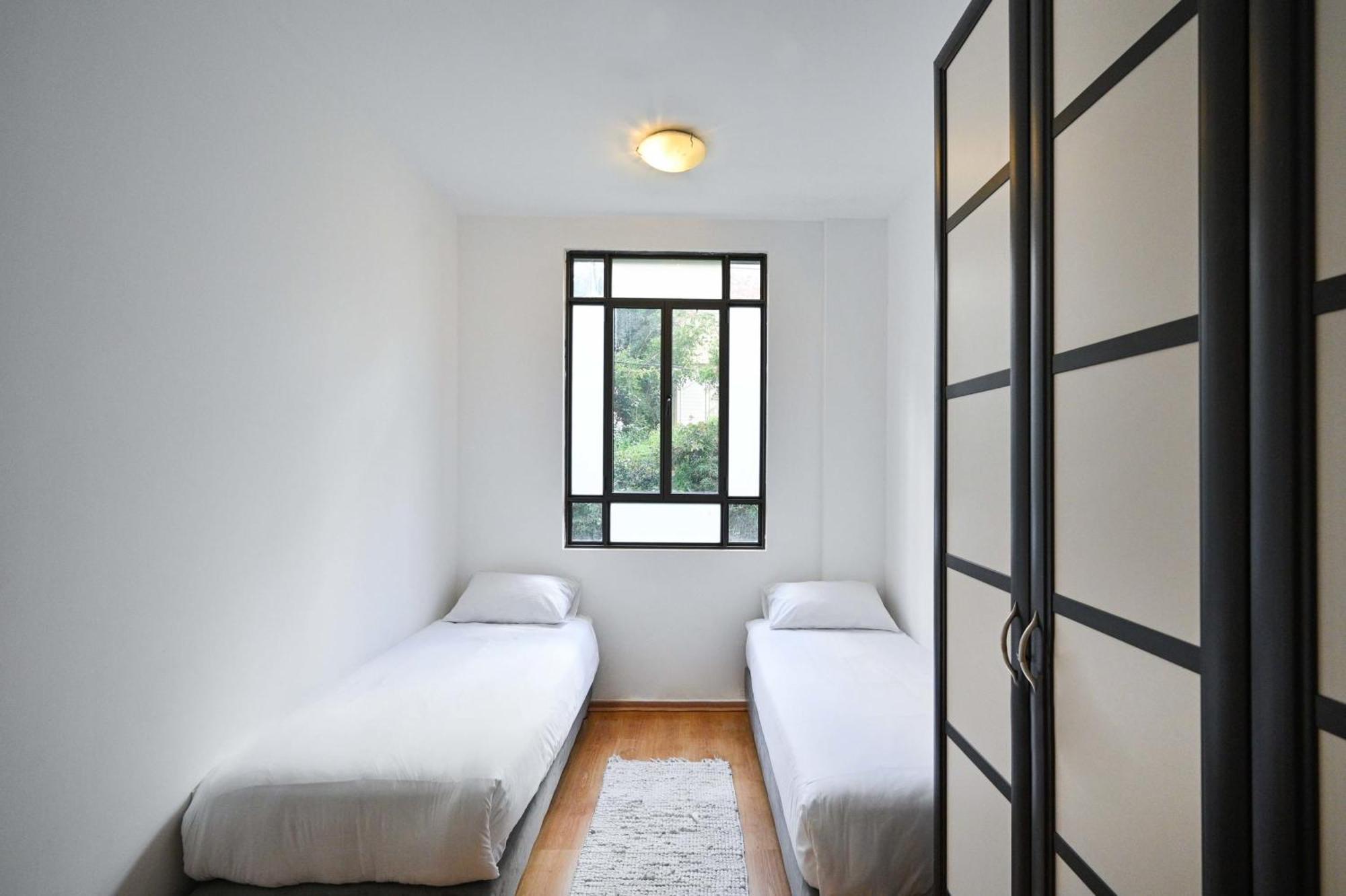 Nice 2Br Near Gordon Beach By Holyguest Tel Aviv Buitenkant foto